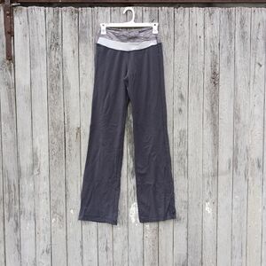 Lululemon Astro Pants Flare Gray Coal Strata Stripe Womens Sz 6 Y2K Yoga Pants